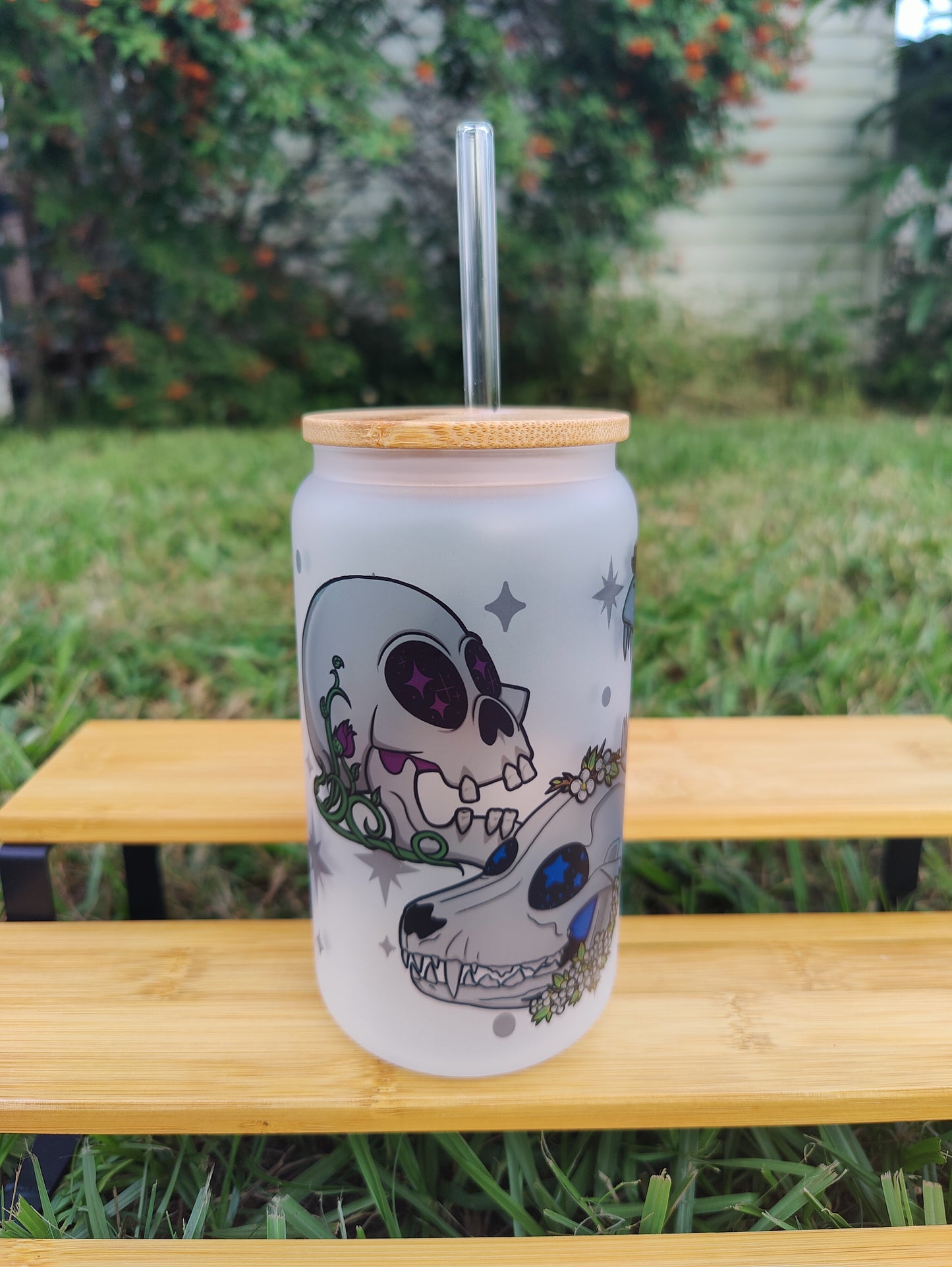 Nature Skulls Group 16oz Glass Can