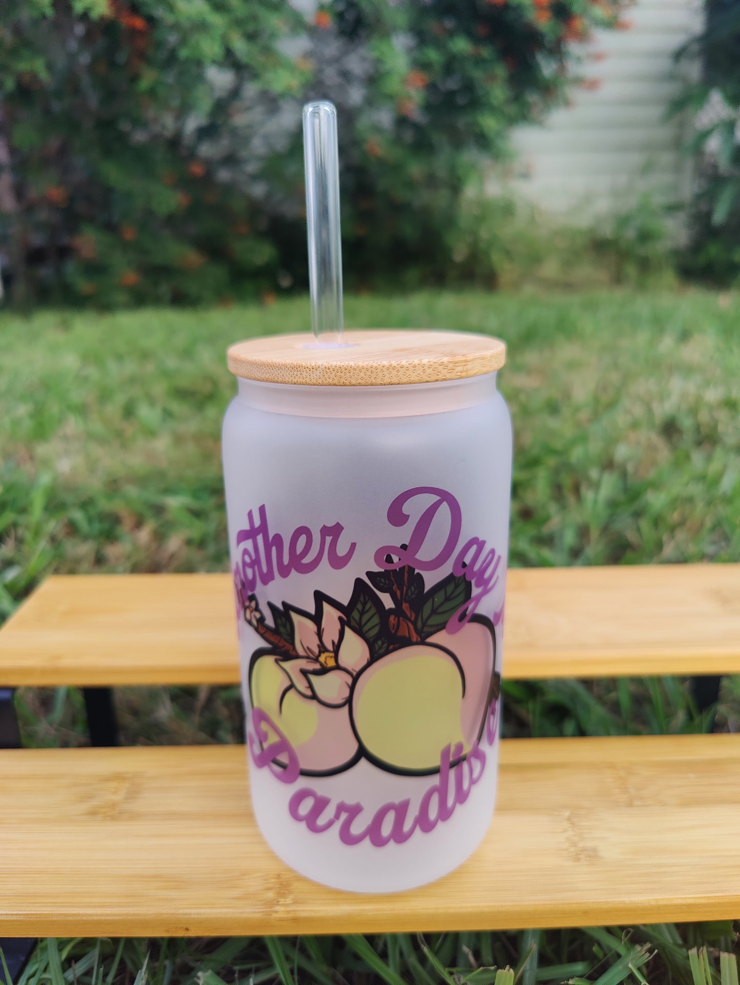 "Another Day In Paradise" Crested Gecko 16oz Glass Can