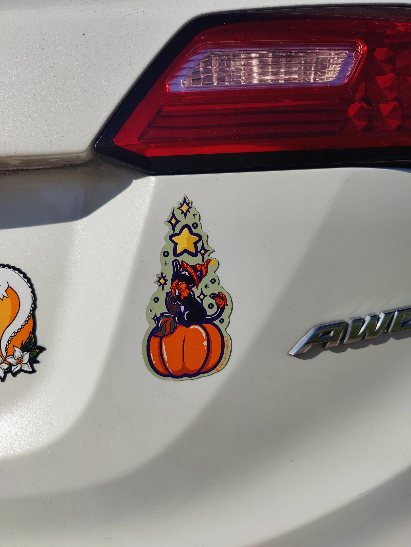 Pumpkin Witch Cat 5" Car Magnet