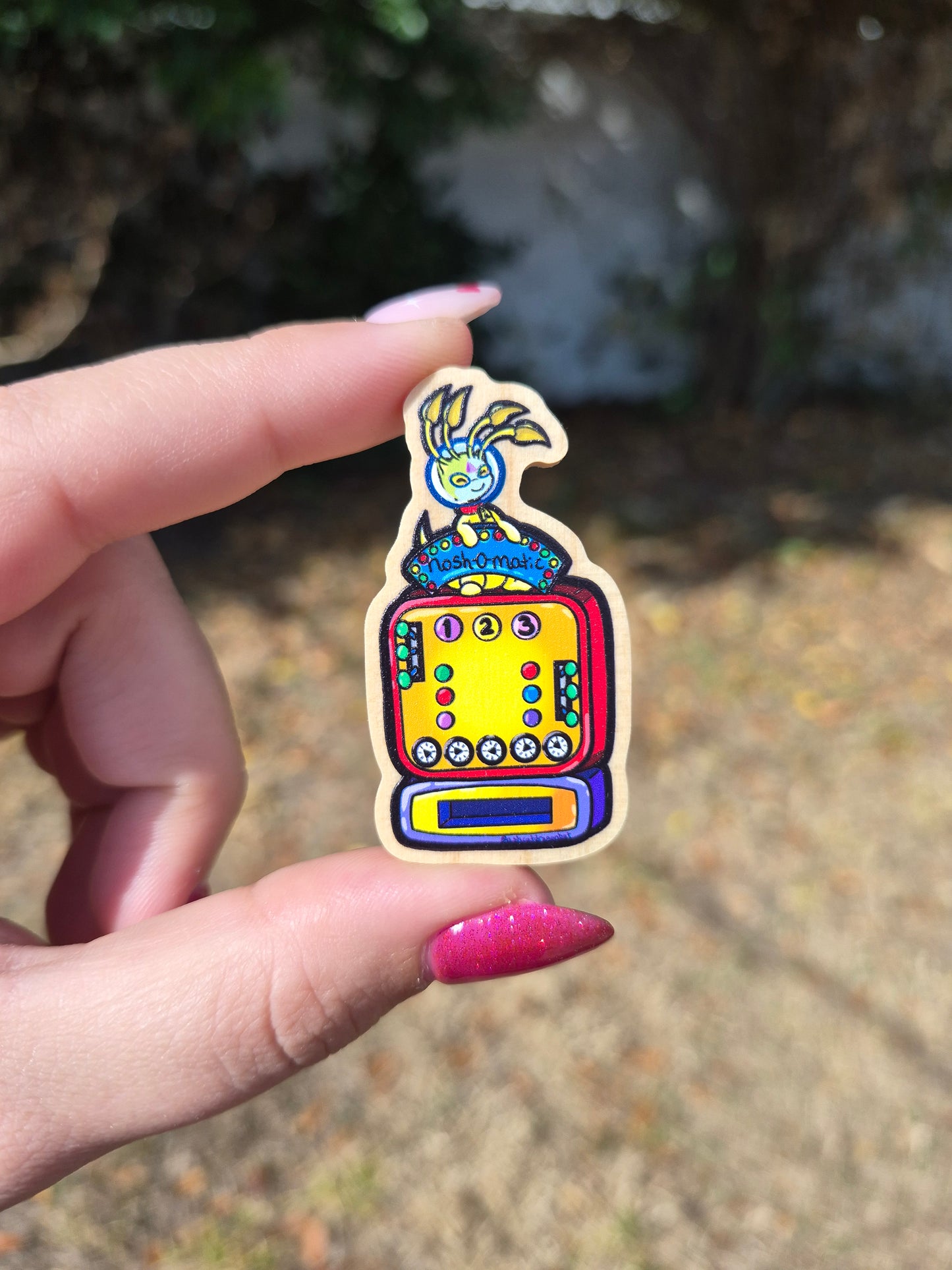 Alien Vending Machine Virtual Pet 2" Wooden Pin