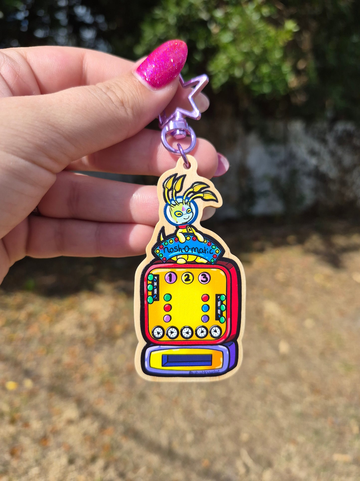 Alien Vending Machine Virtual Pet 3" Wooden Charm