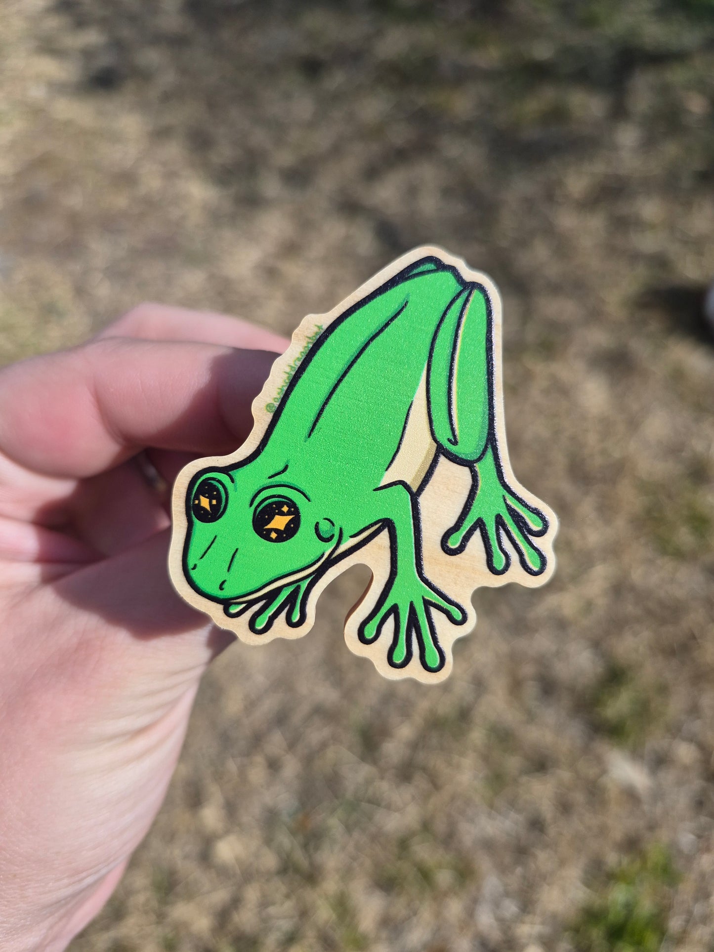 Green Tree Frog 2" Wooden Pin