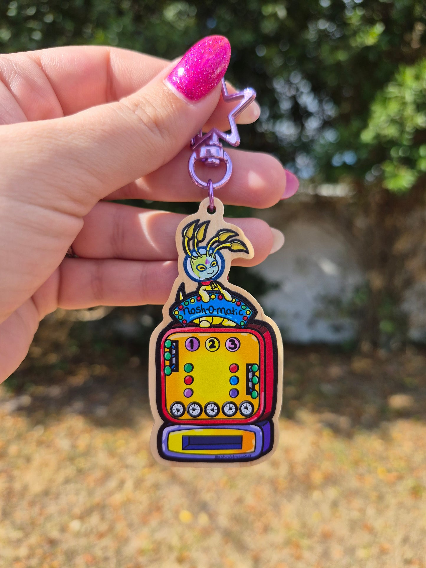 Alien Vending Machine Virtual Pet 3" Wooden Charm